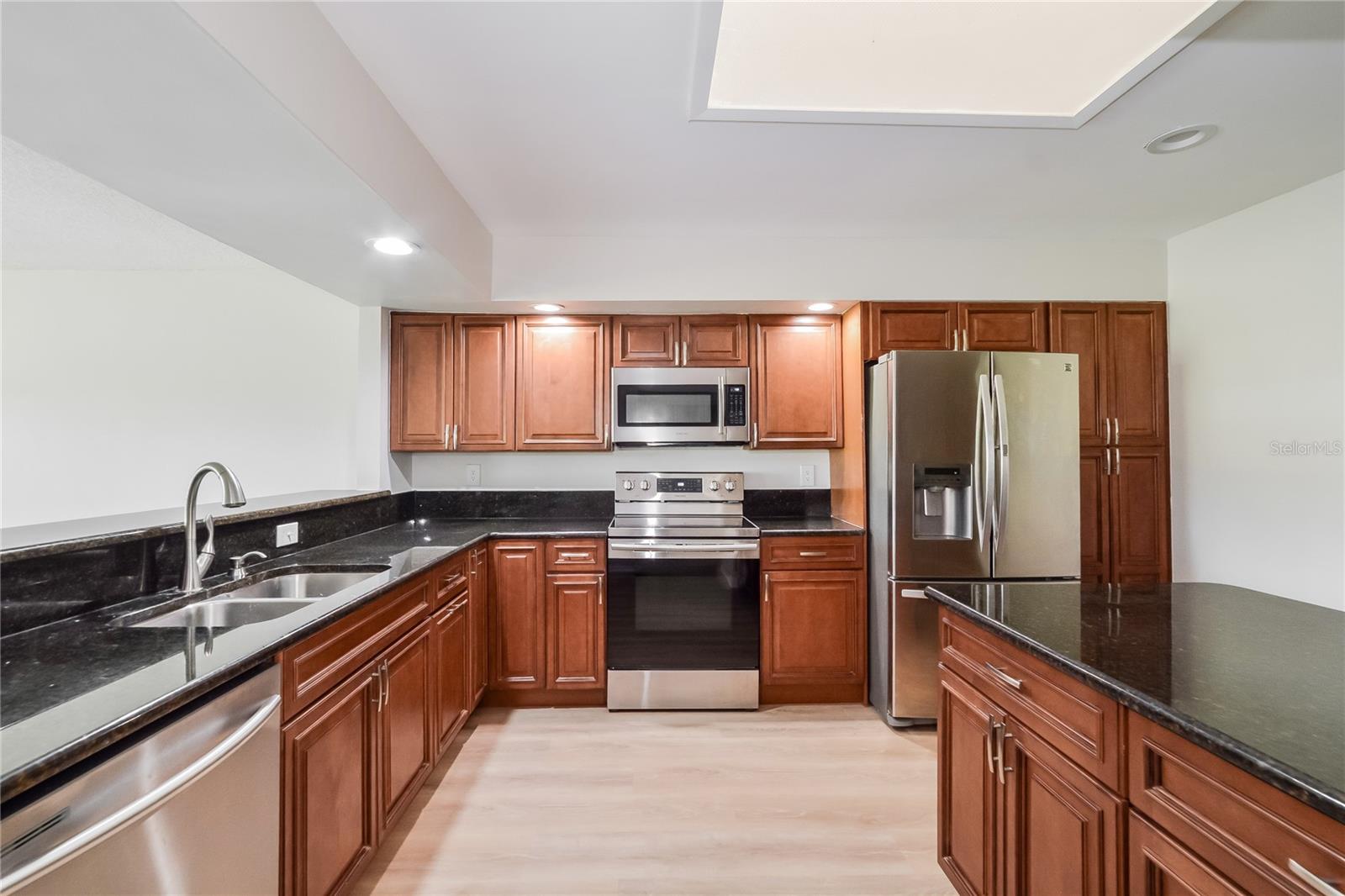 SHERWOOD FOREST PUD 02 REP STAGE 01 TR A - Residential