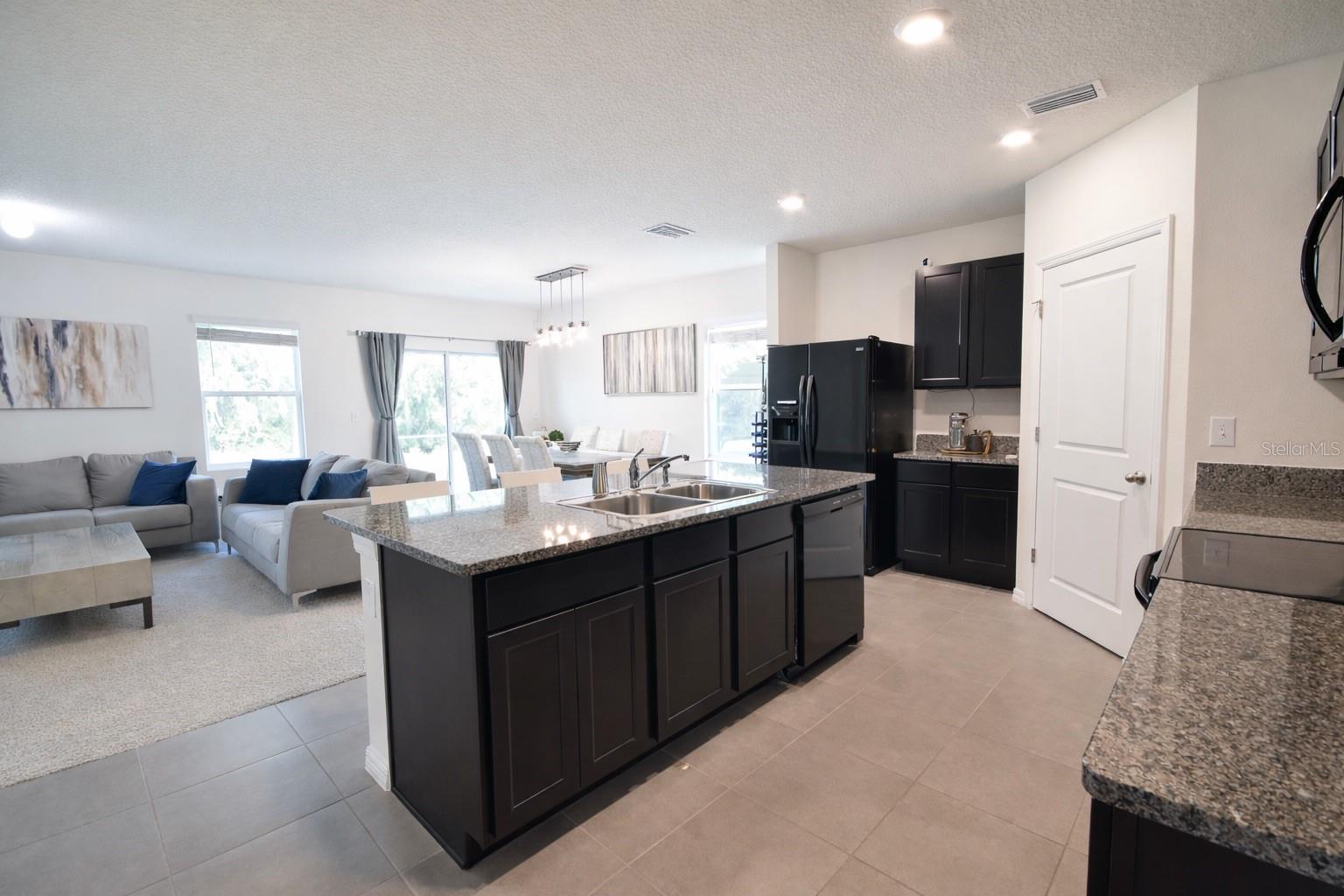 SILVERADO RANCH SUB - Residential