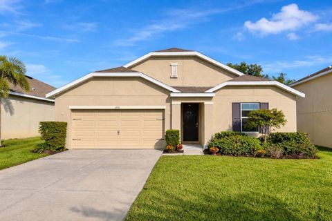 Photo of 6930 Silverado Ranch Boulevard, Zephyrhills, FL 33541 (MLS # G5106089)