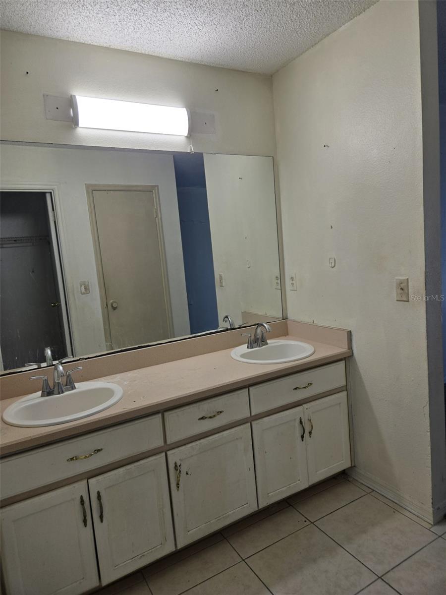INDIAN WELLS UNIT 9 - Residential