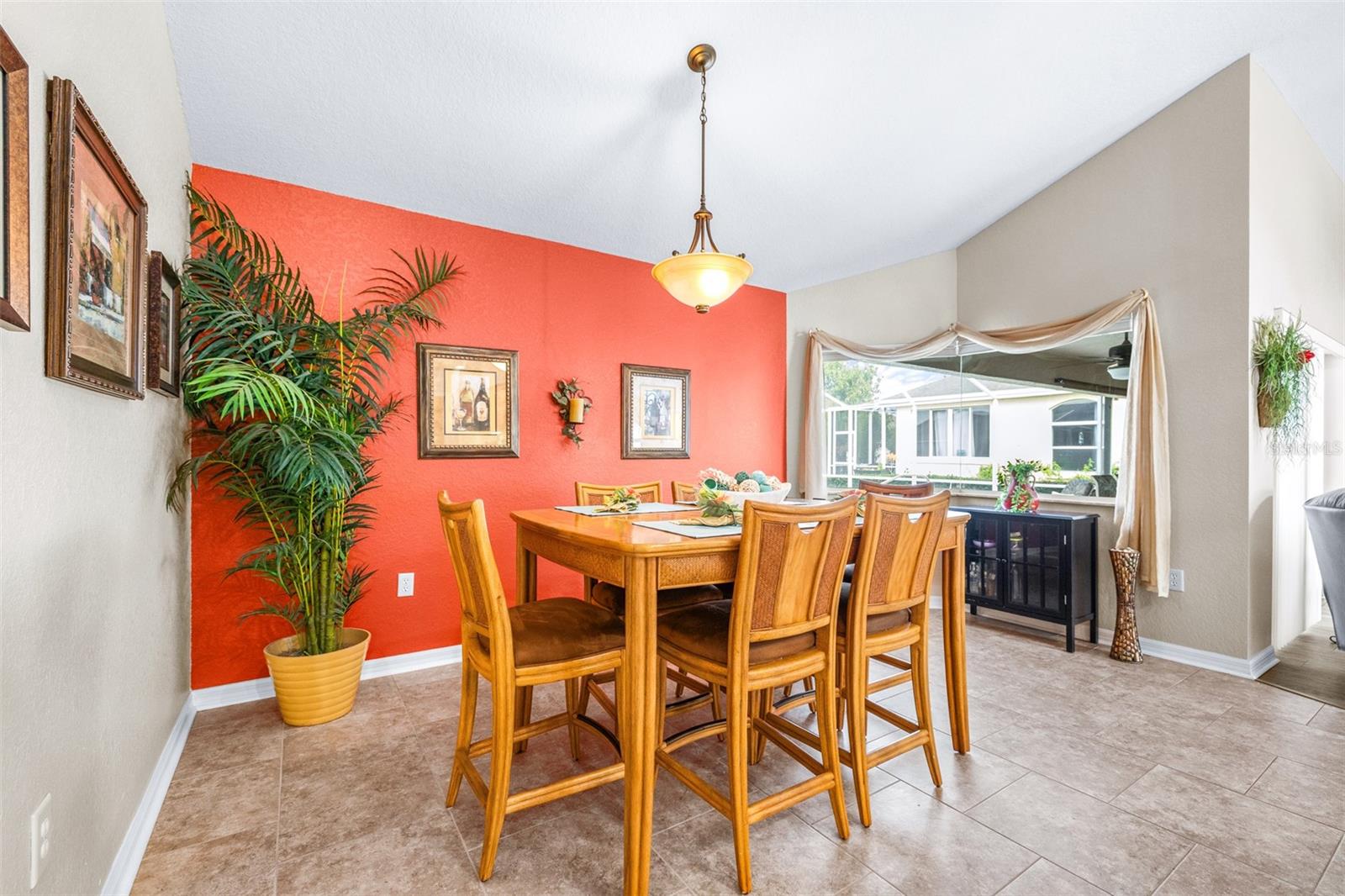 HUNTINGTON HILLS PH VI - Residential