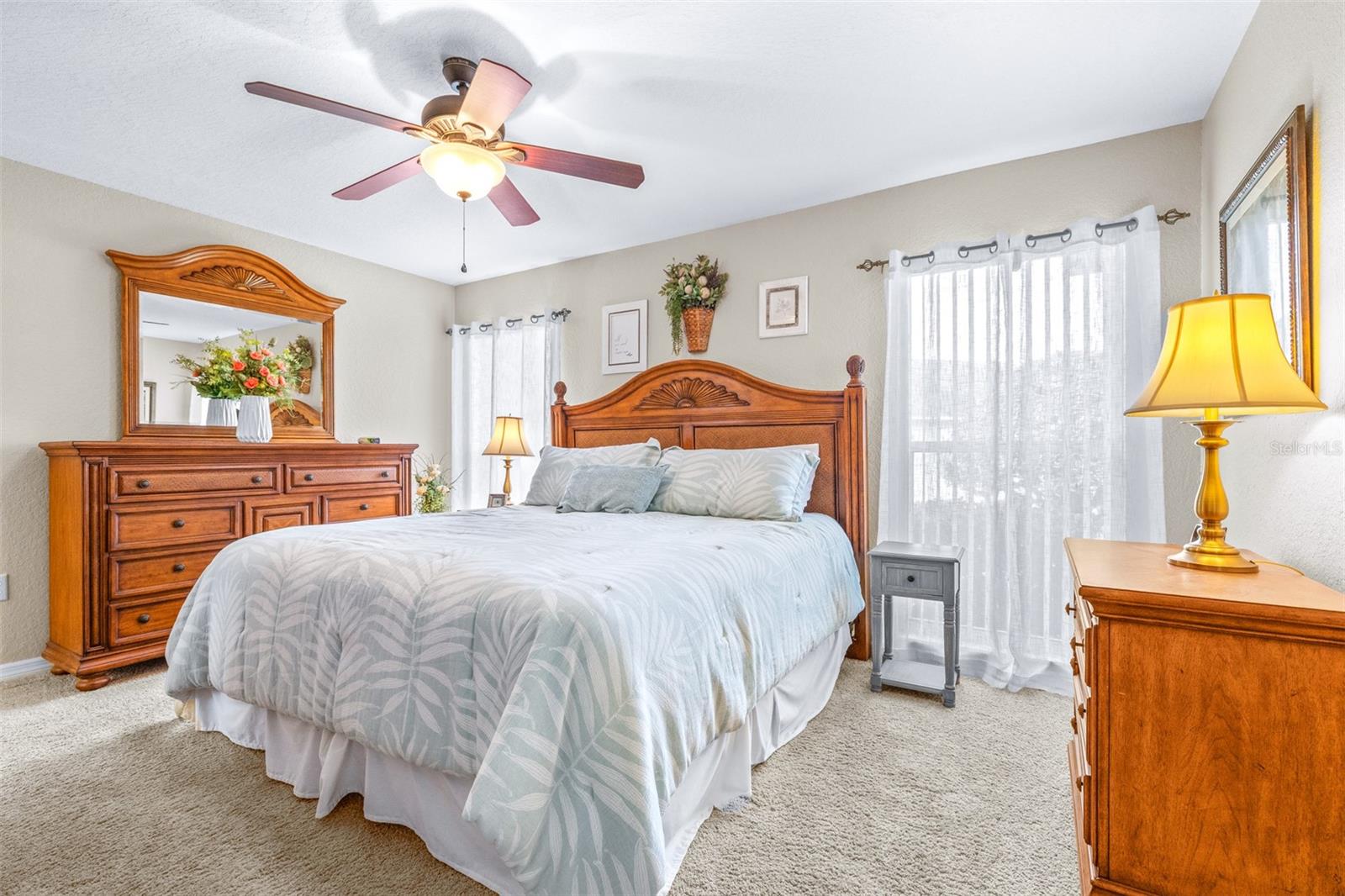 HUNTINGTON HILLS PH VI - Residential