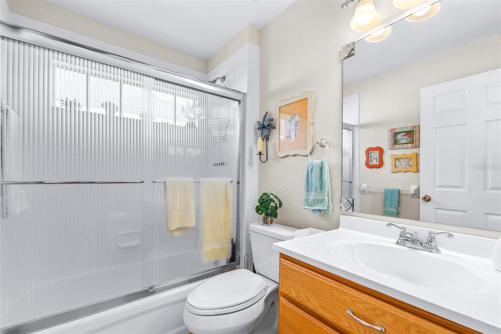 HUNTINGTON HILLS PH VI - Residential