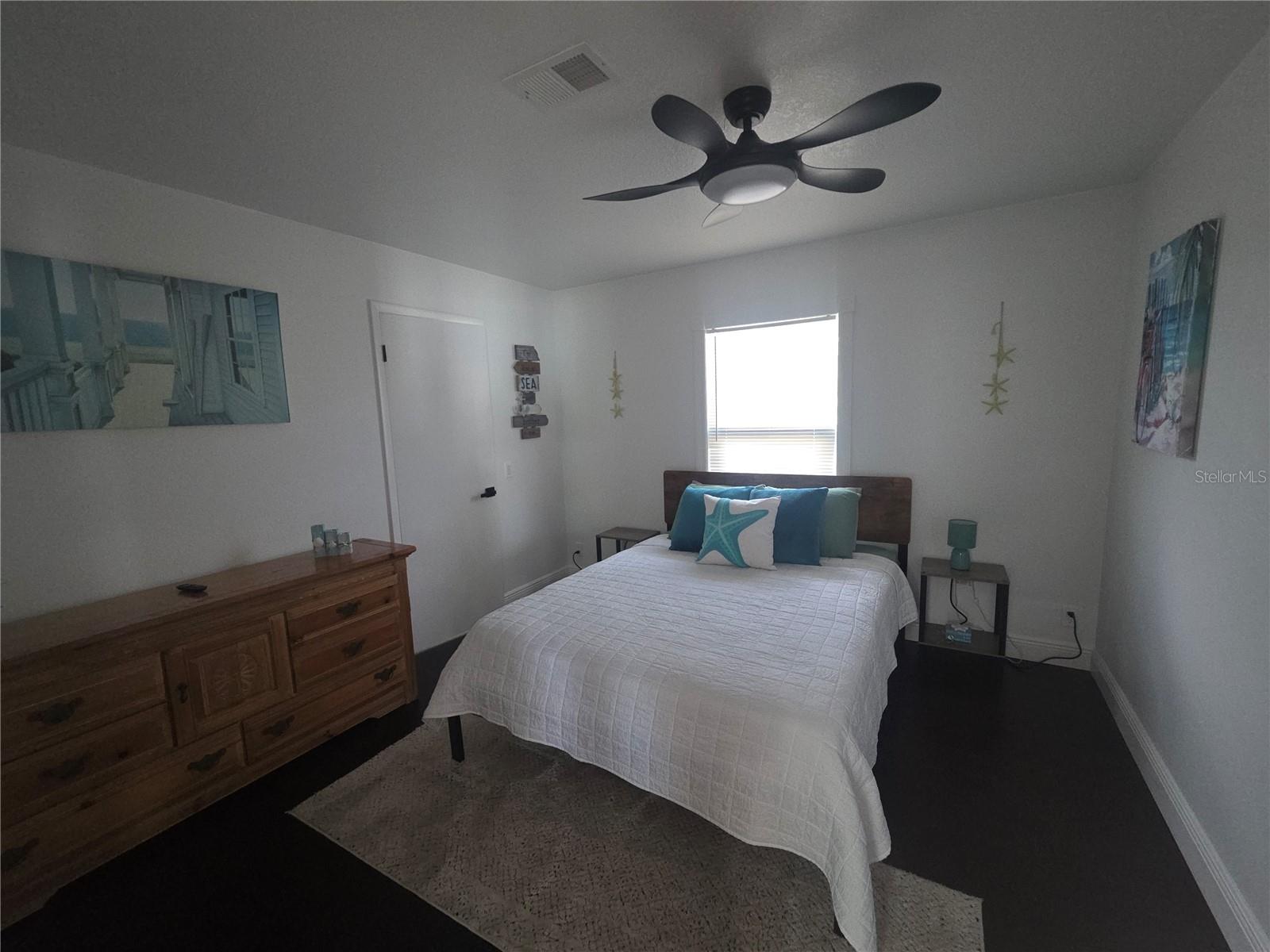 LAKE SARASOTA - Residential