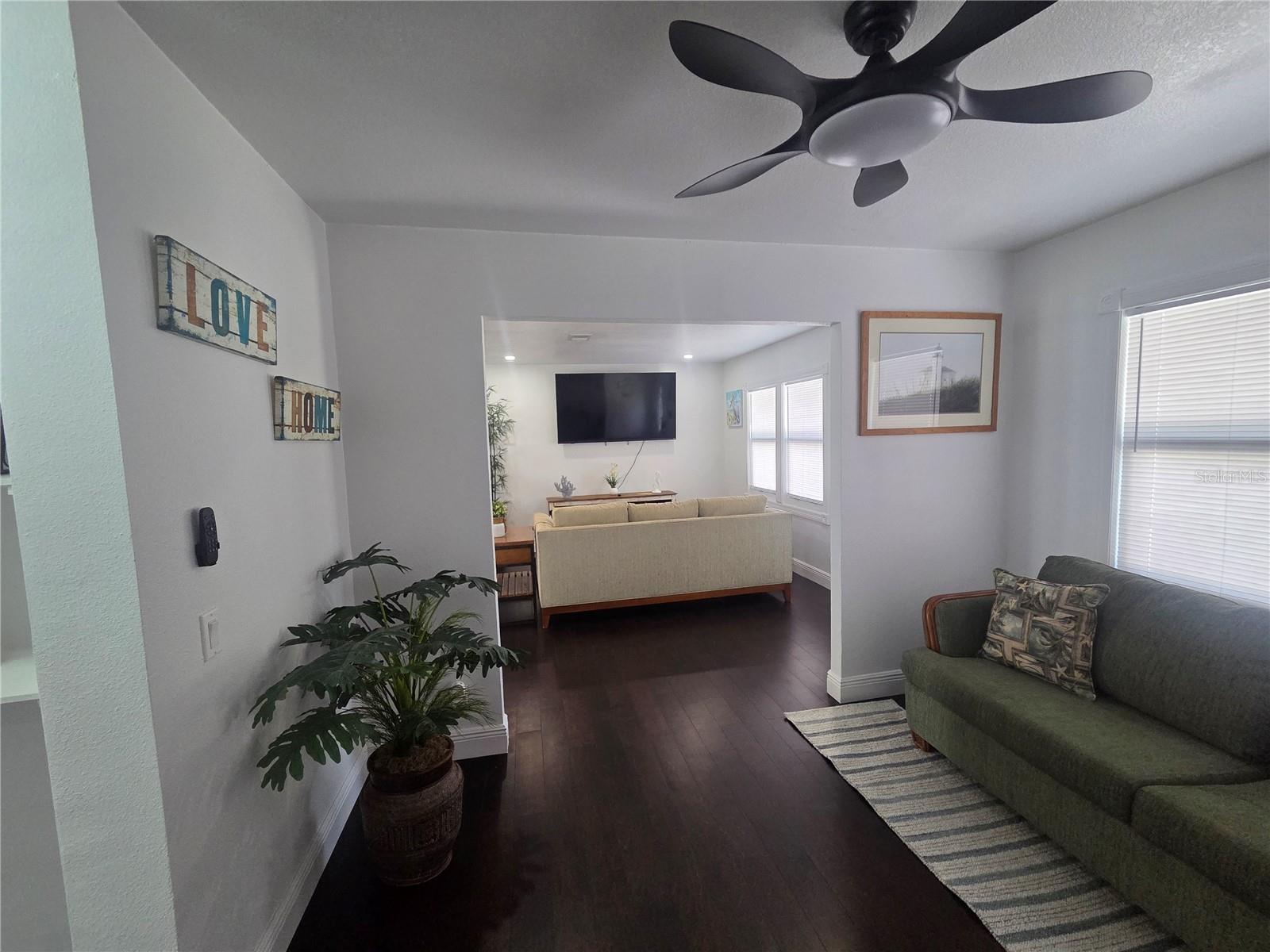 LAKE SARASOTA - Residential