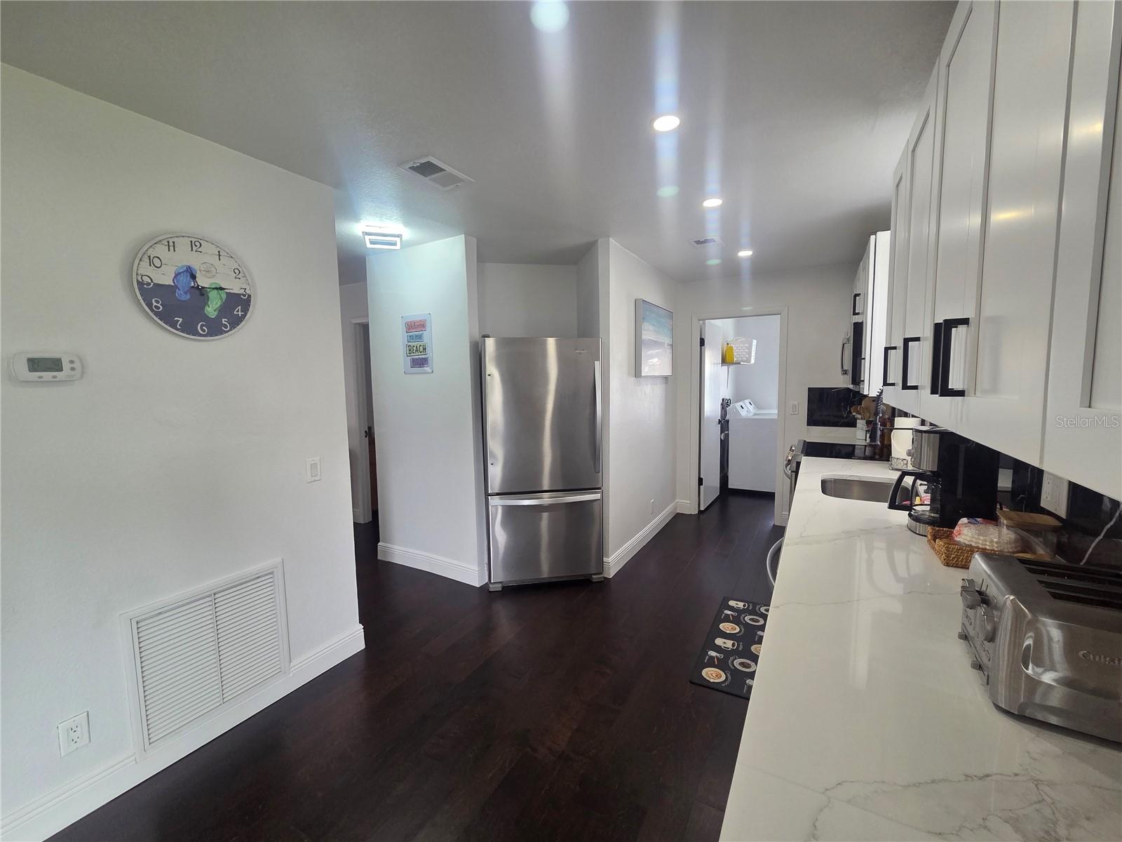 LAKE SARASOTA - Residential