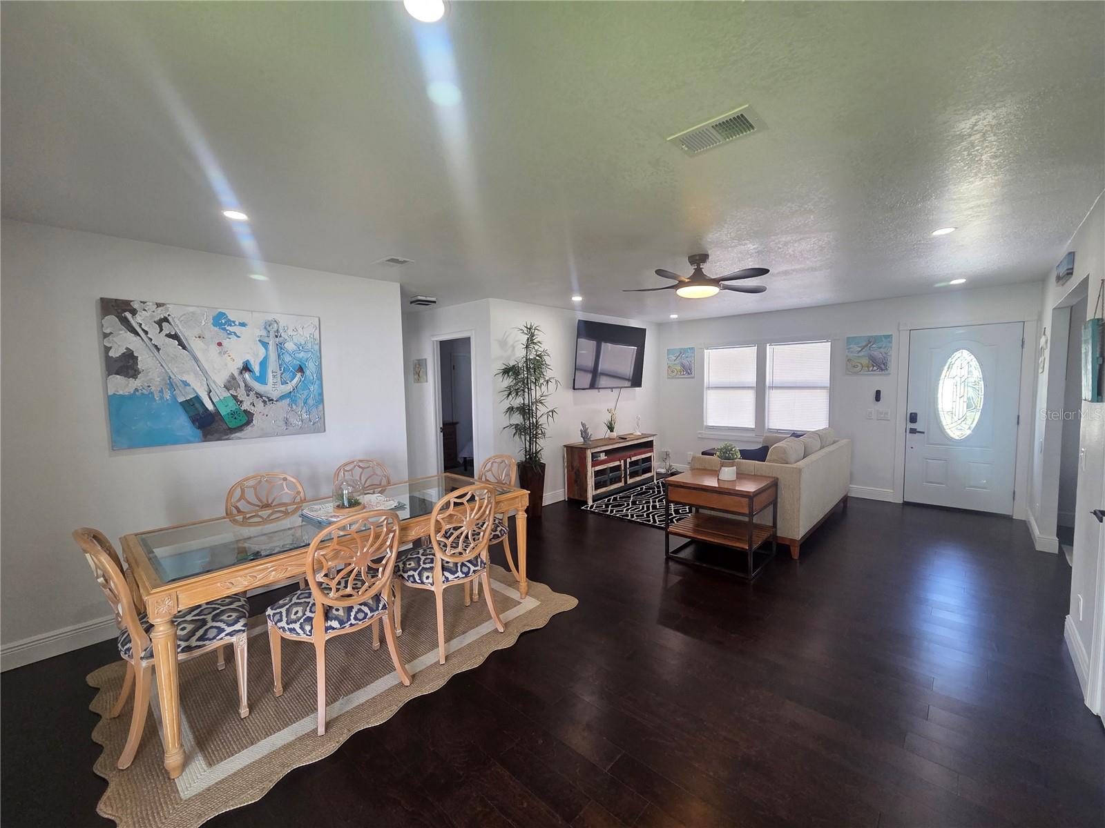 LAKE SARASOTA - Residential