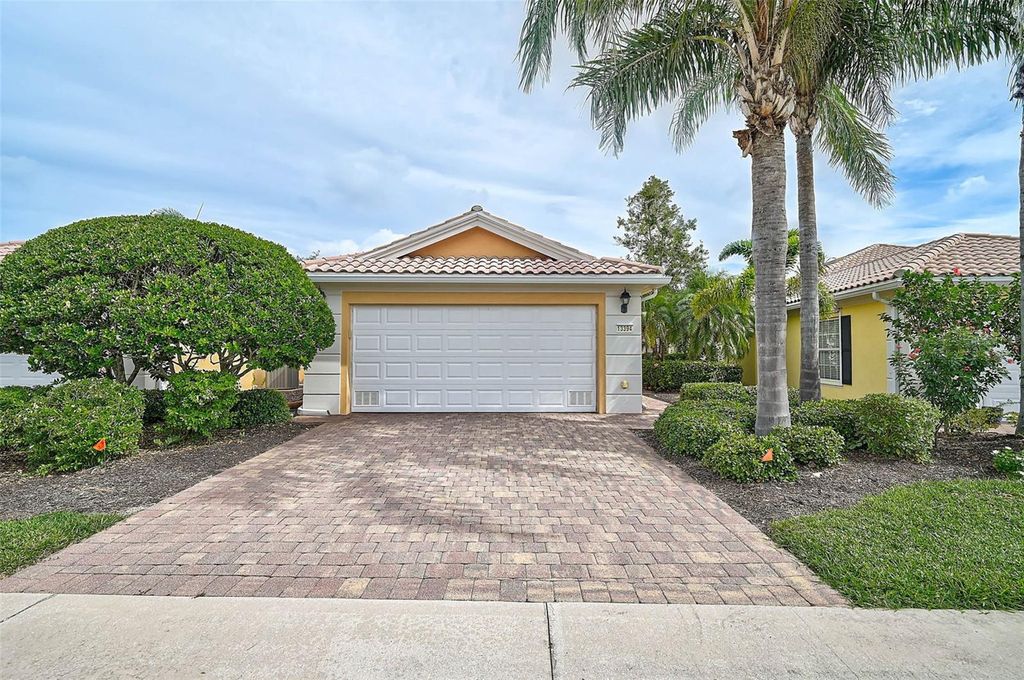 Photo of 13394 Dimarco Street, Venice, FL 34293 (MLS # A4665392)