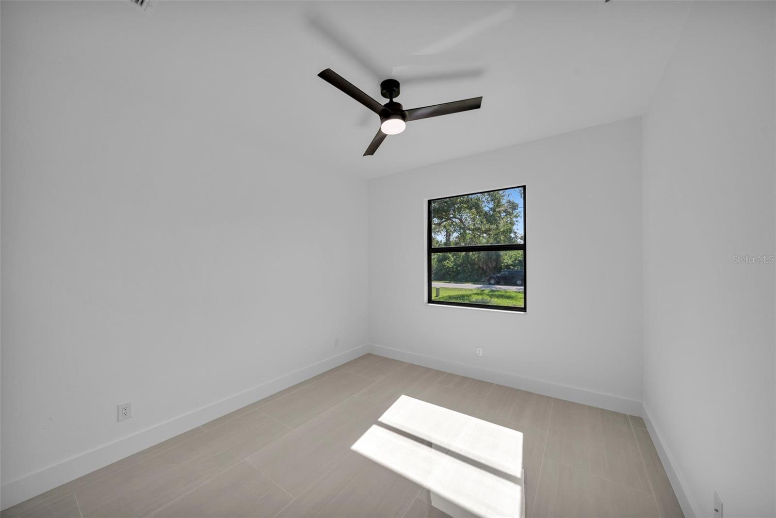 PORT CHARLOTTE SEC 022 - Residential Lease