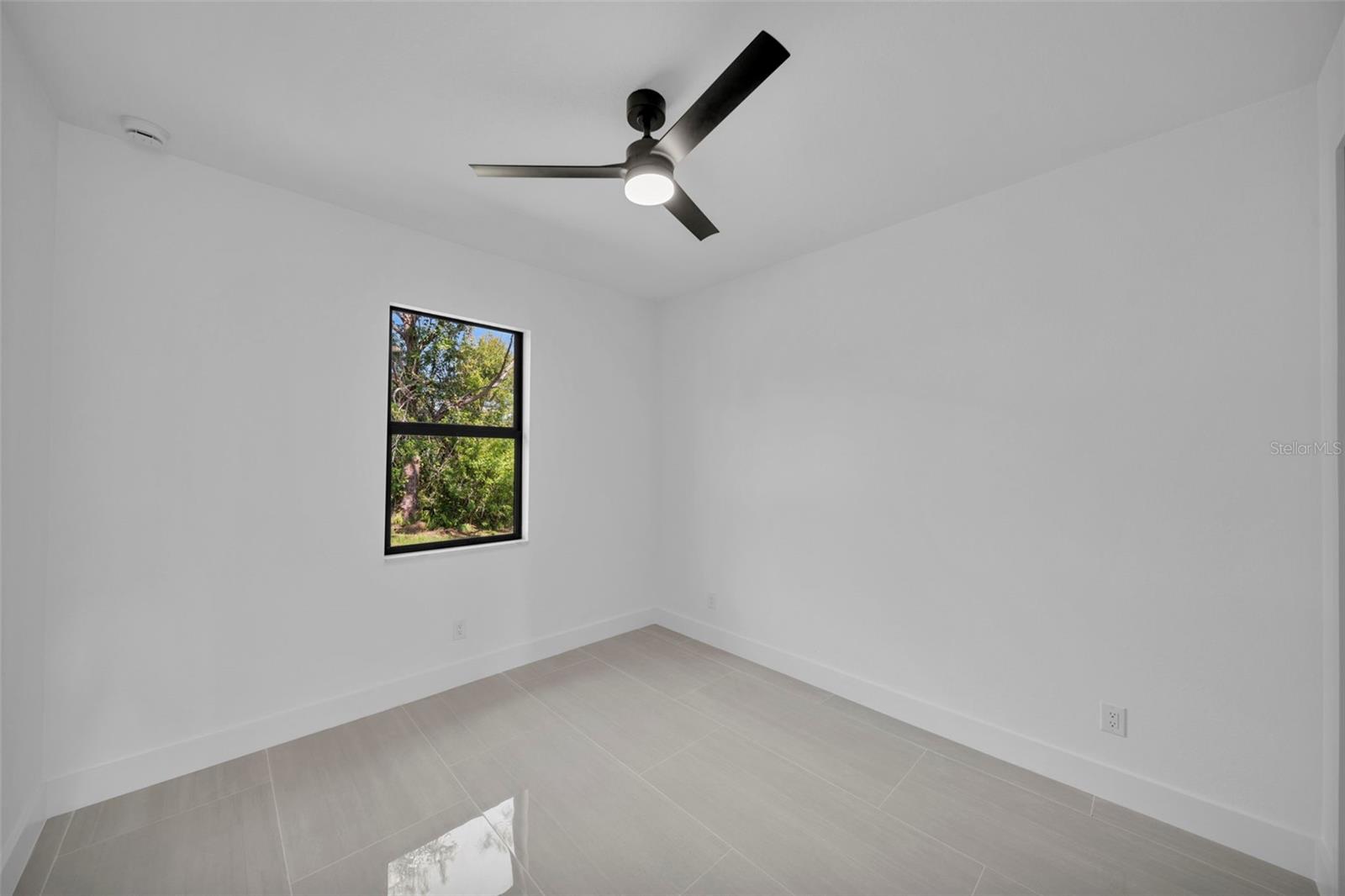 PORT CHARLOTTE SEC 022 - Residential Lease