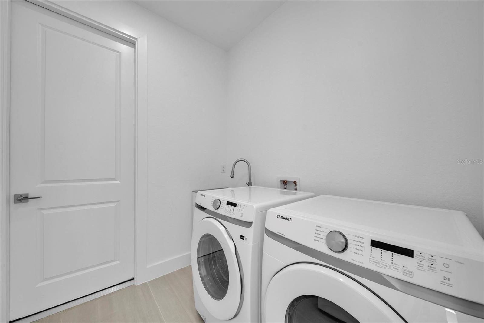 PORT CHARLOTTE SEC 022 - Residential Lease