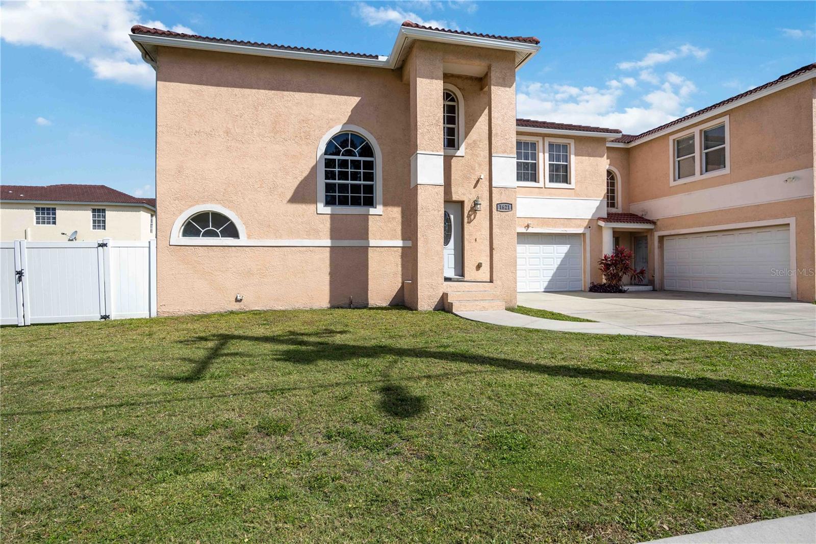 1621 DR MARTIN LUTHER KING WAY