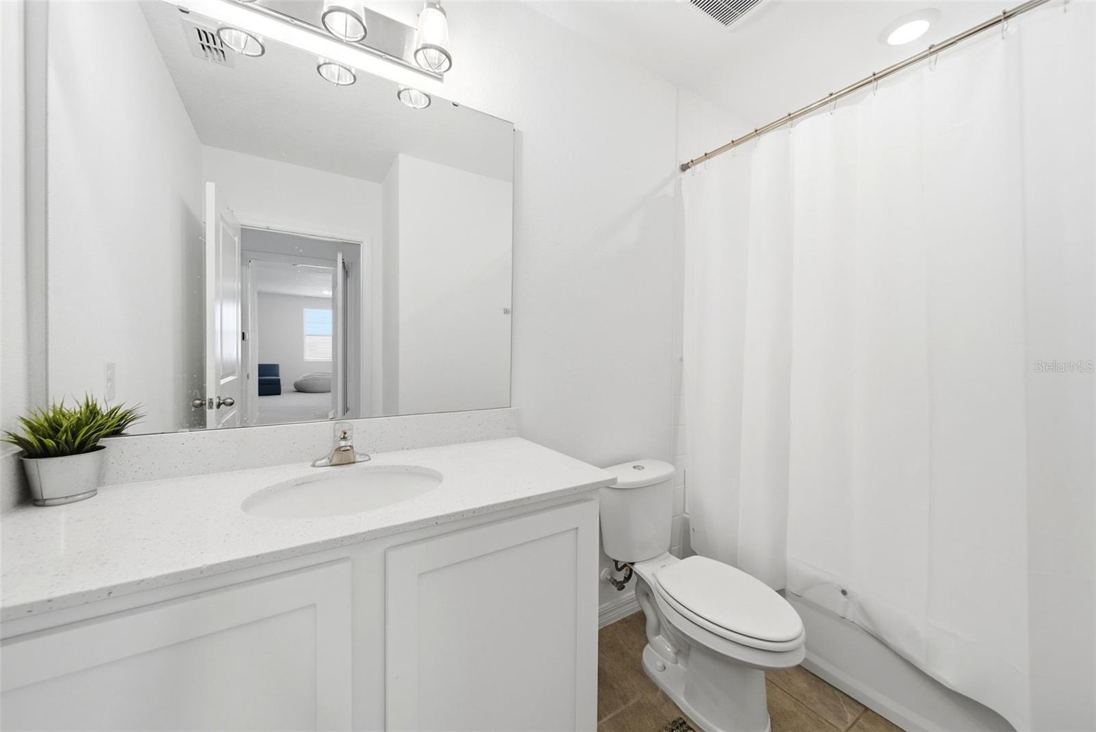 GLEN/WEST HAVEN - Residential