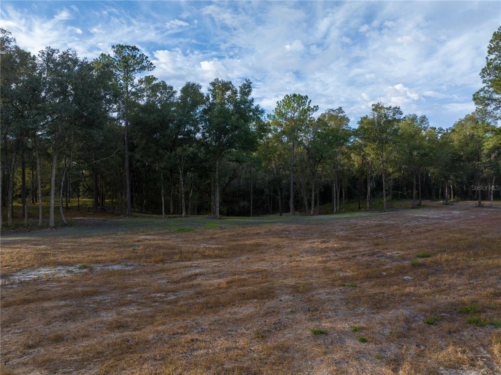 HAMPTON FARMS 17 - Land