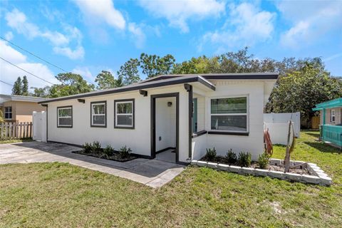 1076 PHILIPPE PARKWAY SAFETY HARBOR FL 34695