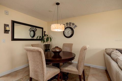 Condominium in ST PETERSBURG FL 6011 BAHIA DEL MAR BOULEVARD 18.jpg