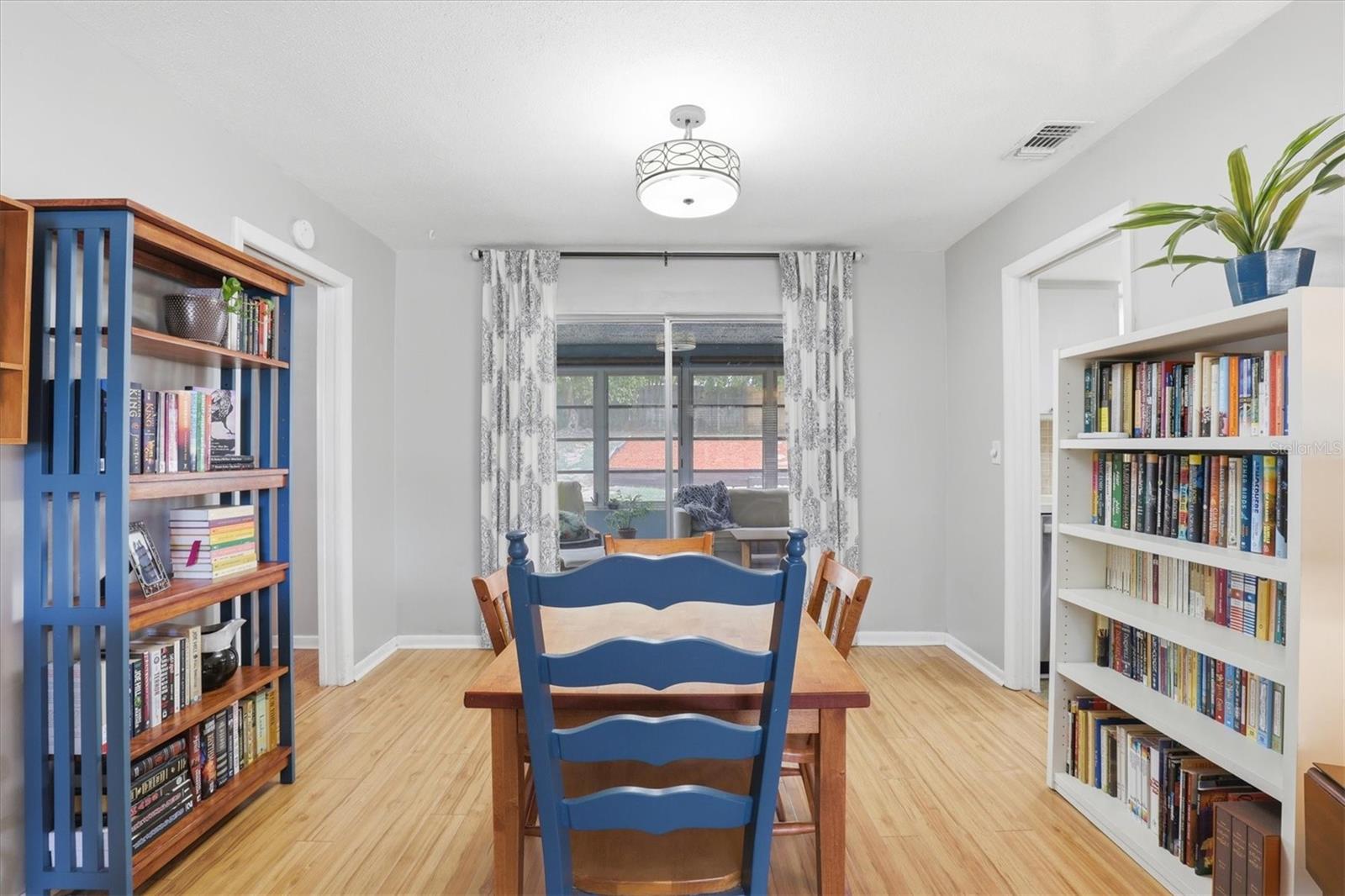 LOCH HAVEN - Residential