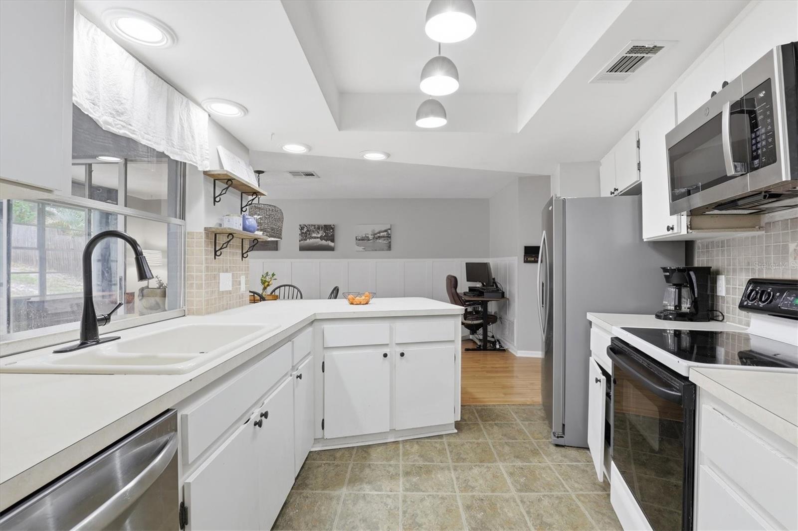 LOCH HAVEN - Residential