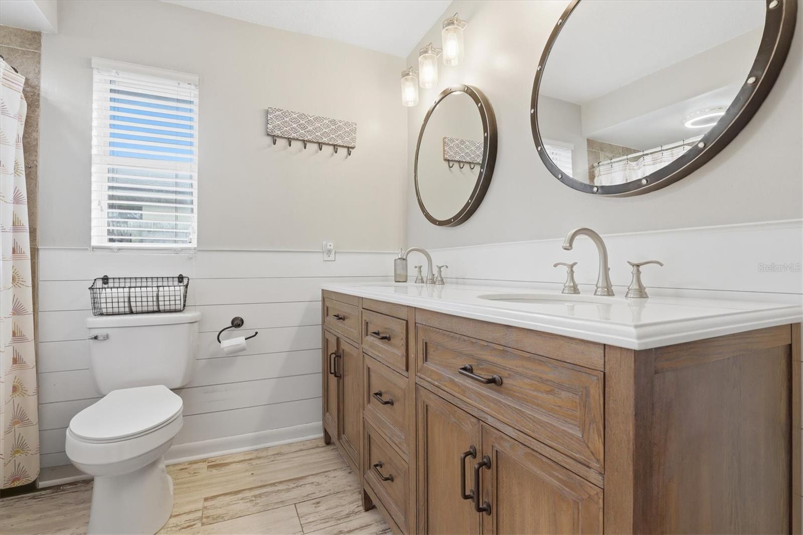 LOCH HAVEN - Residential