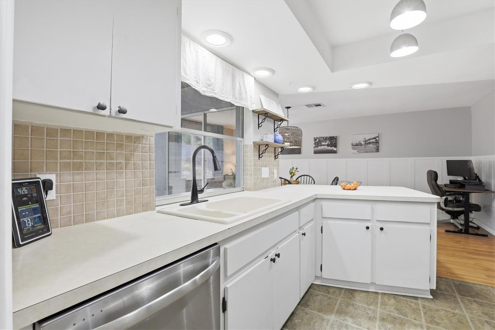 LOCH HAVEN - Residential