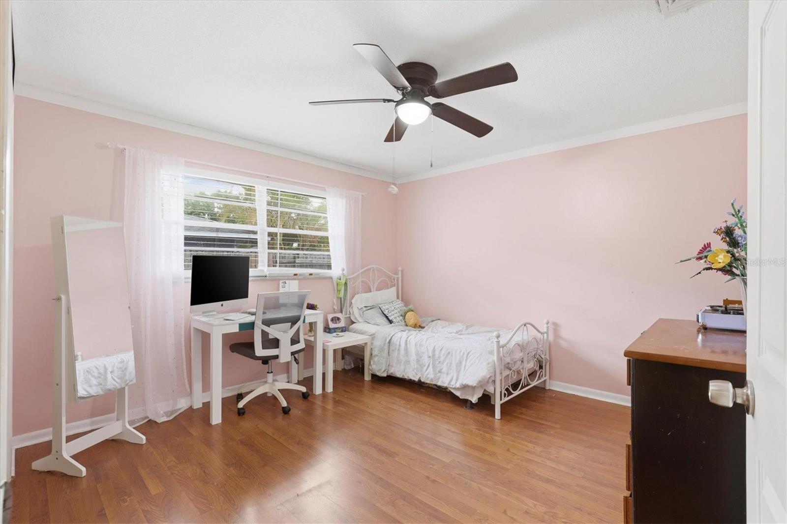 LOCH HAVEN - Residential