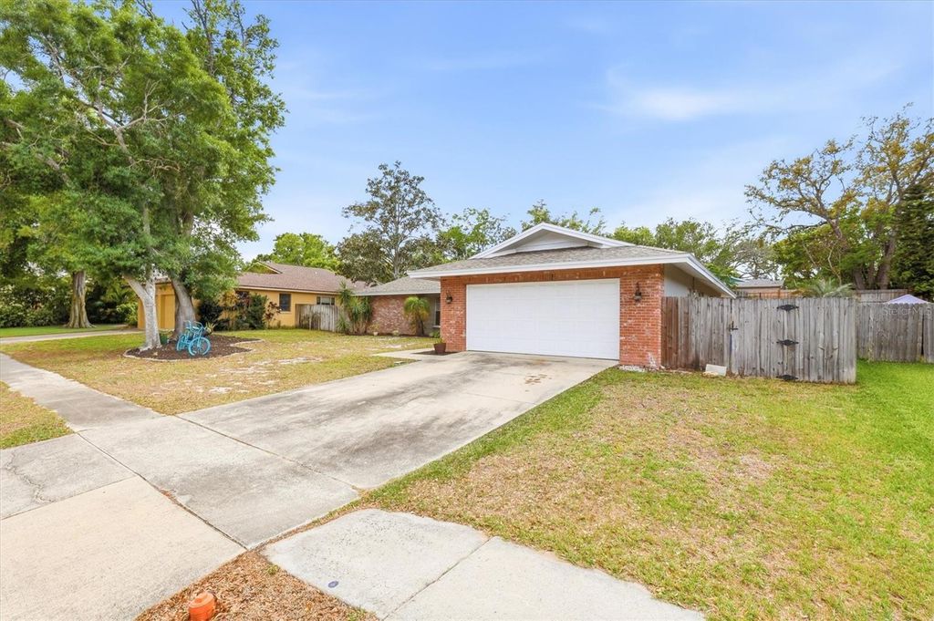 Photo of 1143 Lancer Lane, Tarpon Springs, FL 34689 (MLS # TB8490276)