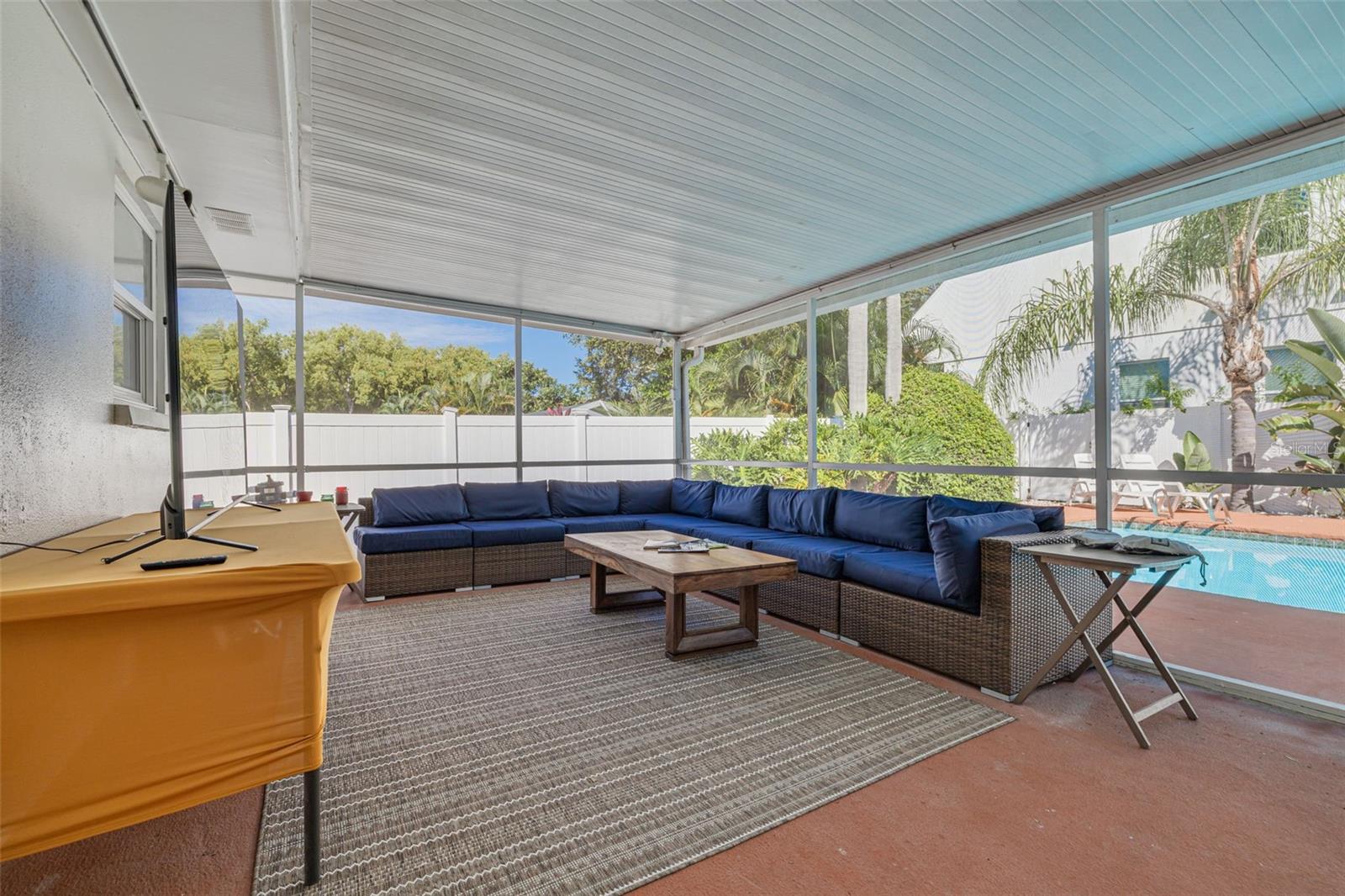 SPANISH PINES 3RD ADD - Residential