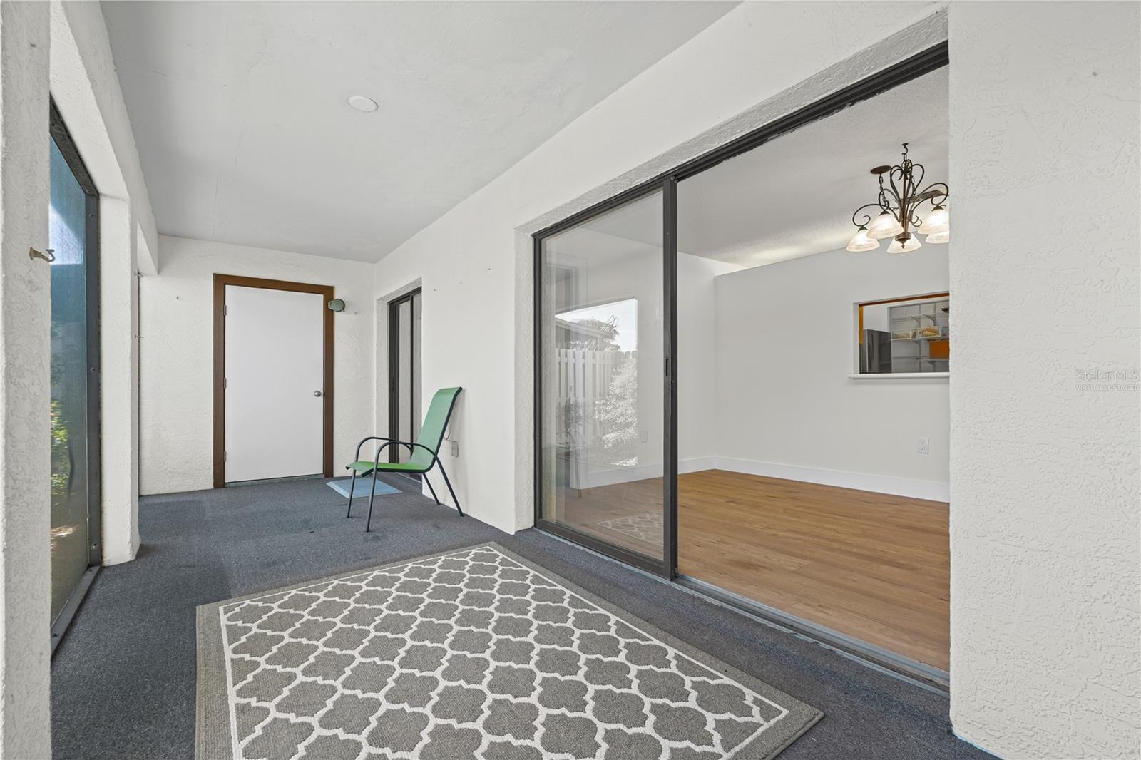 COUNTRY VILLAGE SEC 8 - Residential