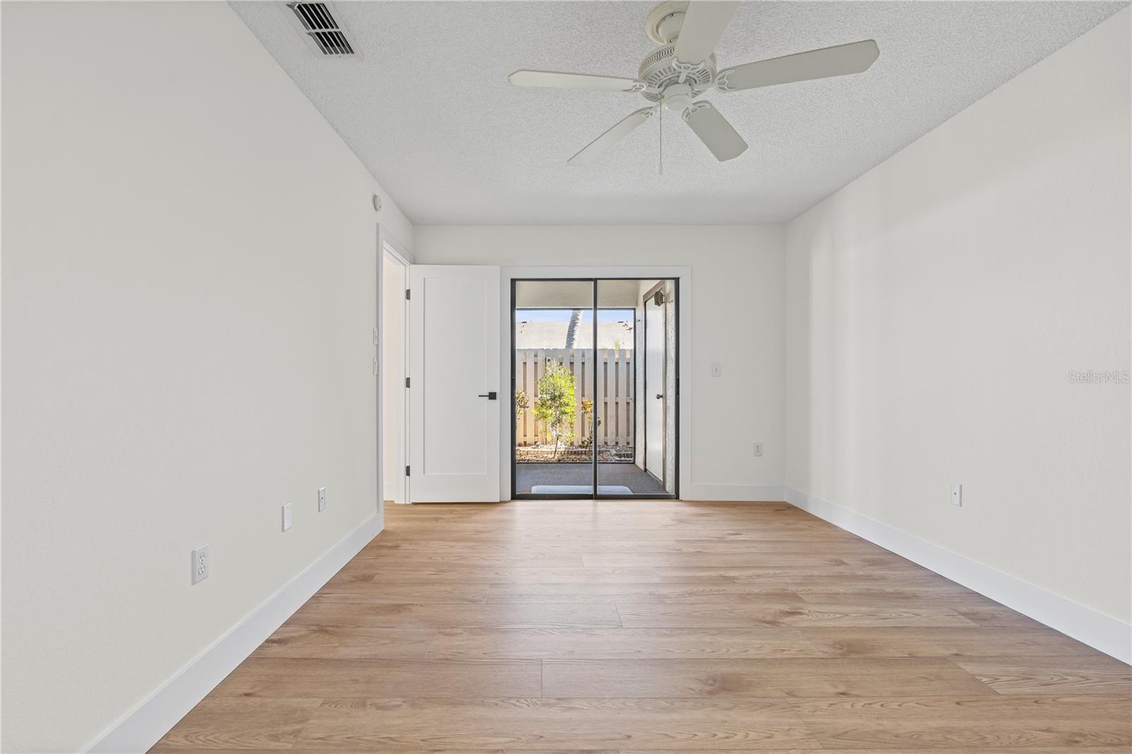 COUNTRY VILLAGE SEC 8 - Residential