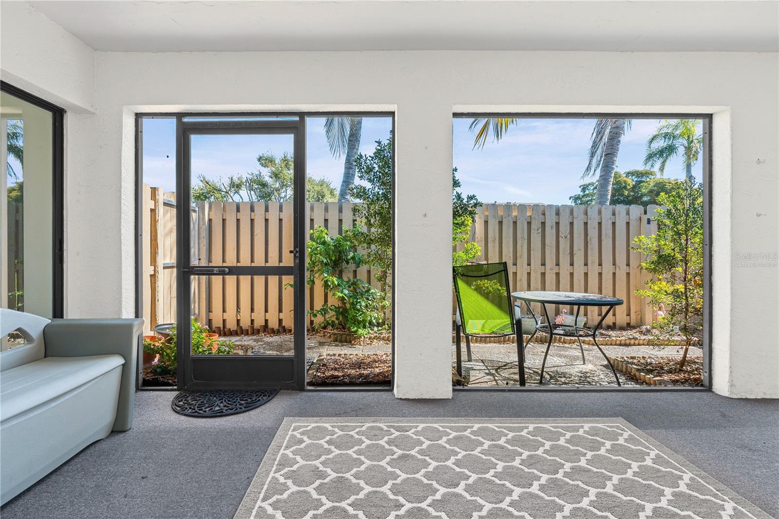 COUNTRY VILLAGE SEC 8 - Residential