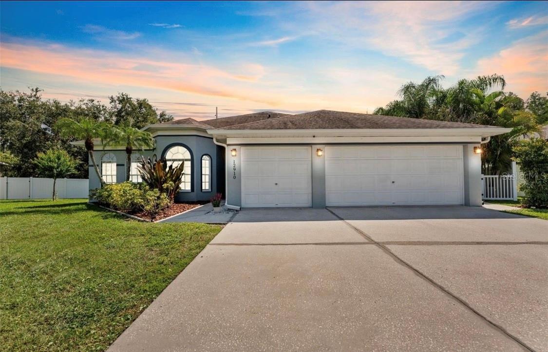 CARROLLWOOD RESERVE - Residential