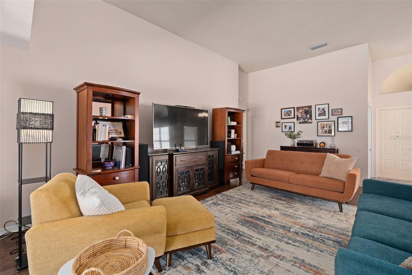 SWEETWATER COUNTRY CLUB SEC B - Residential