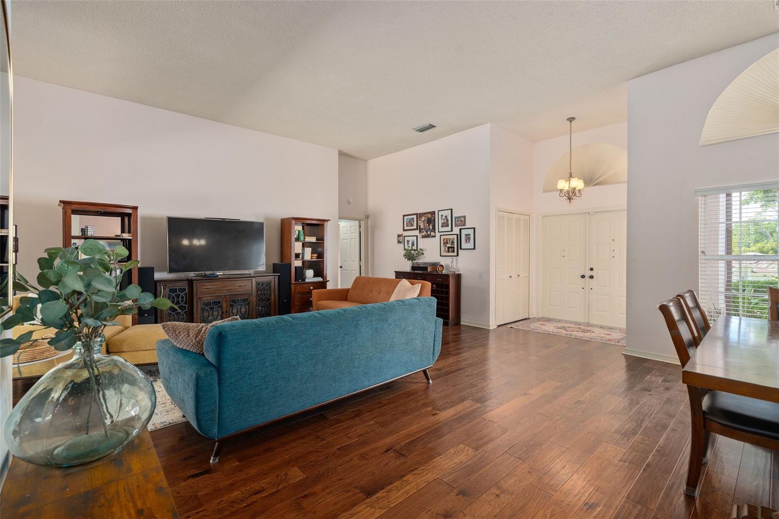 SWEETWATER COUNTRY CLUB SEC B - Residential