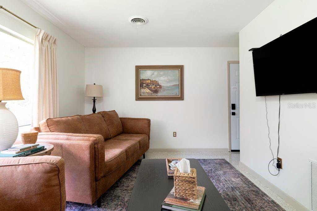TROPIC TERRACE - Residential
