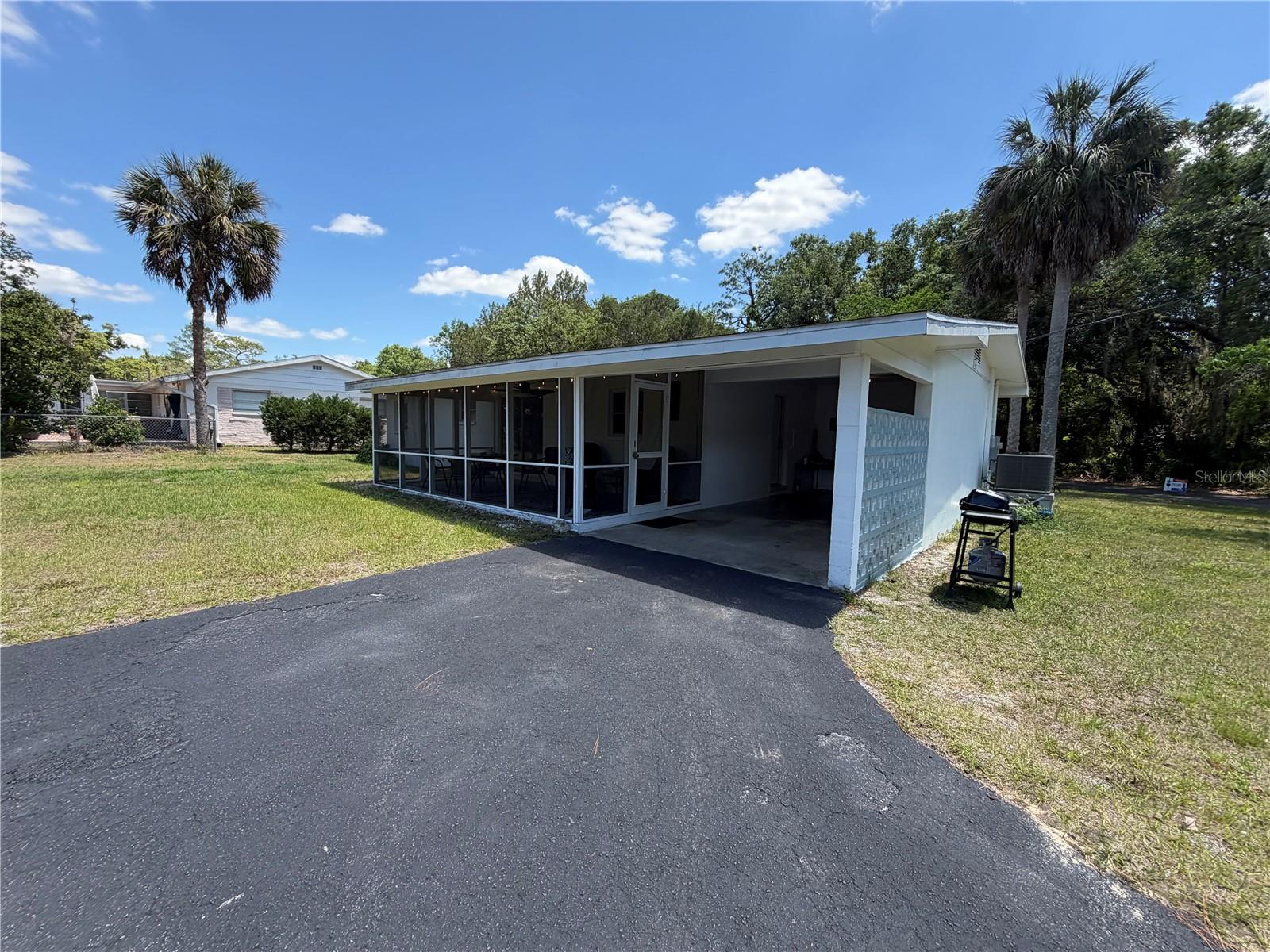 TROPIC TERRACE - Residential