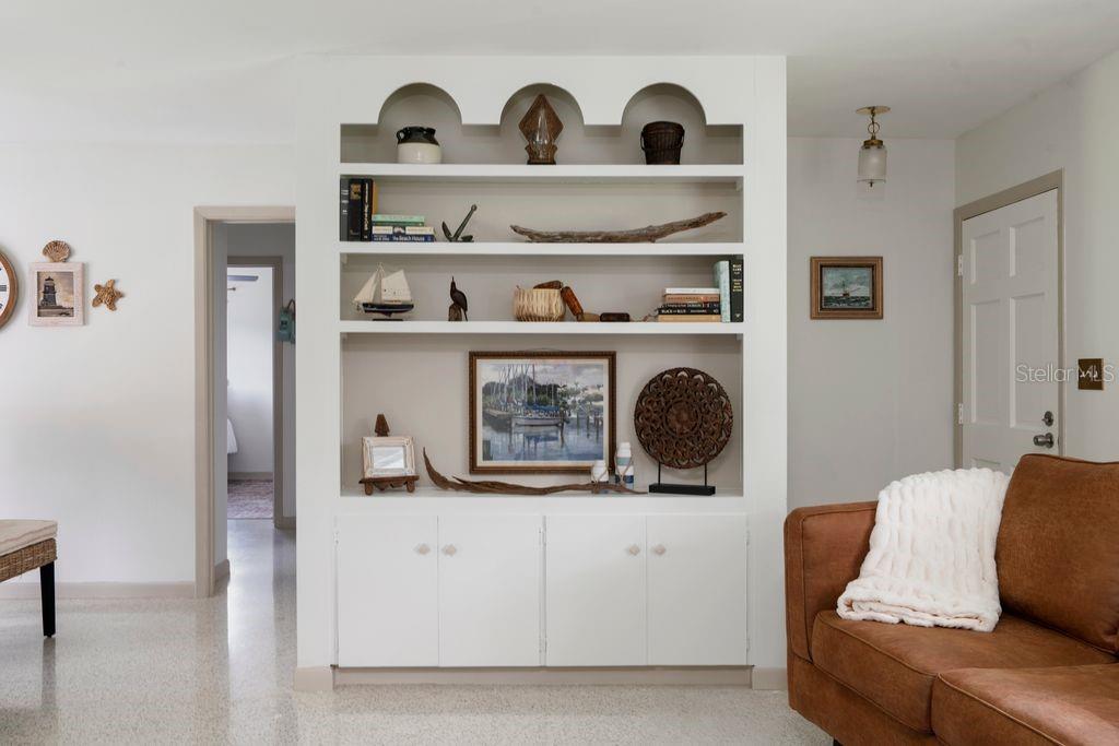 TROPIC TERRACE - Residential