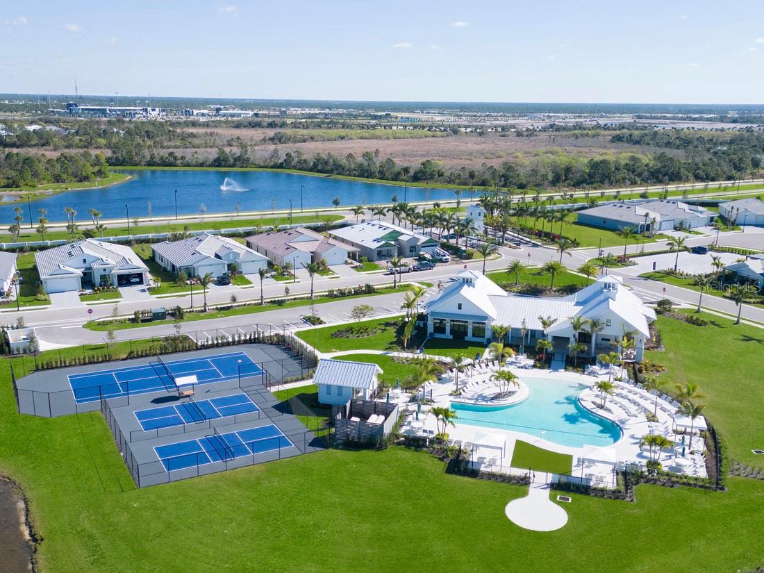 SOLSTICE AT WELLEN PARK - Residential