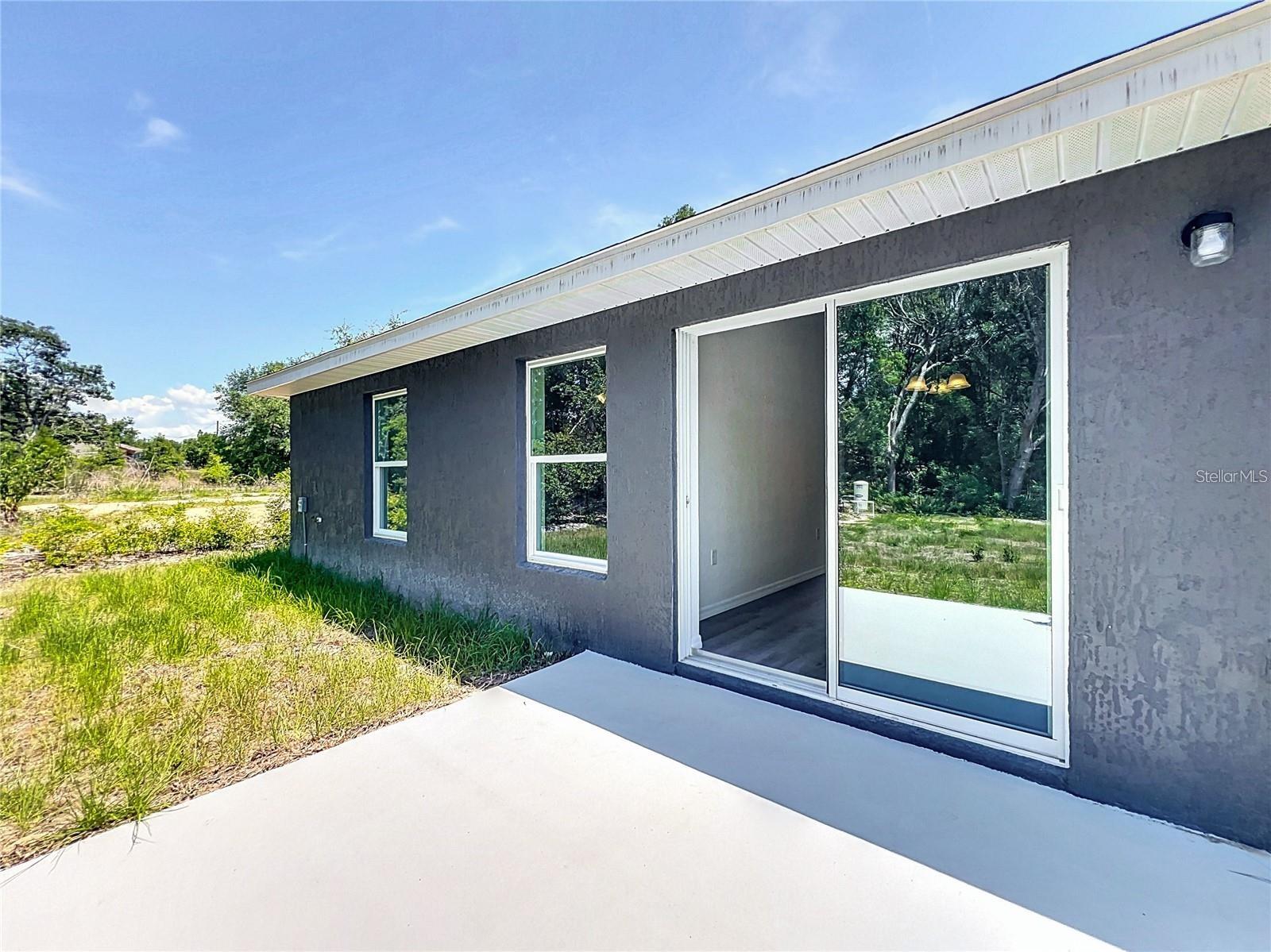 RAINBOW LAKES ESTATE - Residential