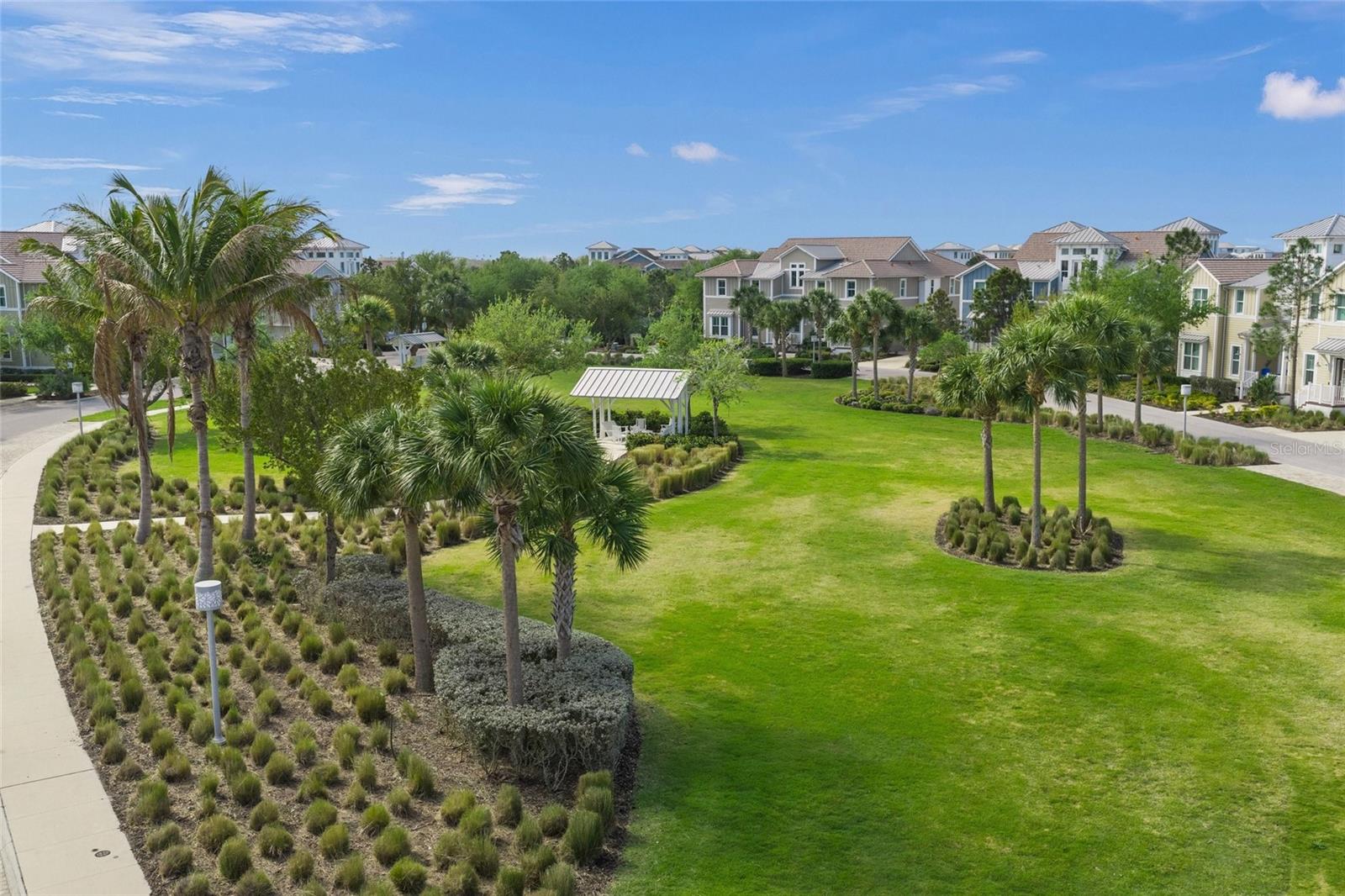 MANGROVE WALK II ON HARBOUR ISLE PH 11&1 - Residential