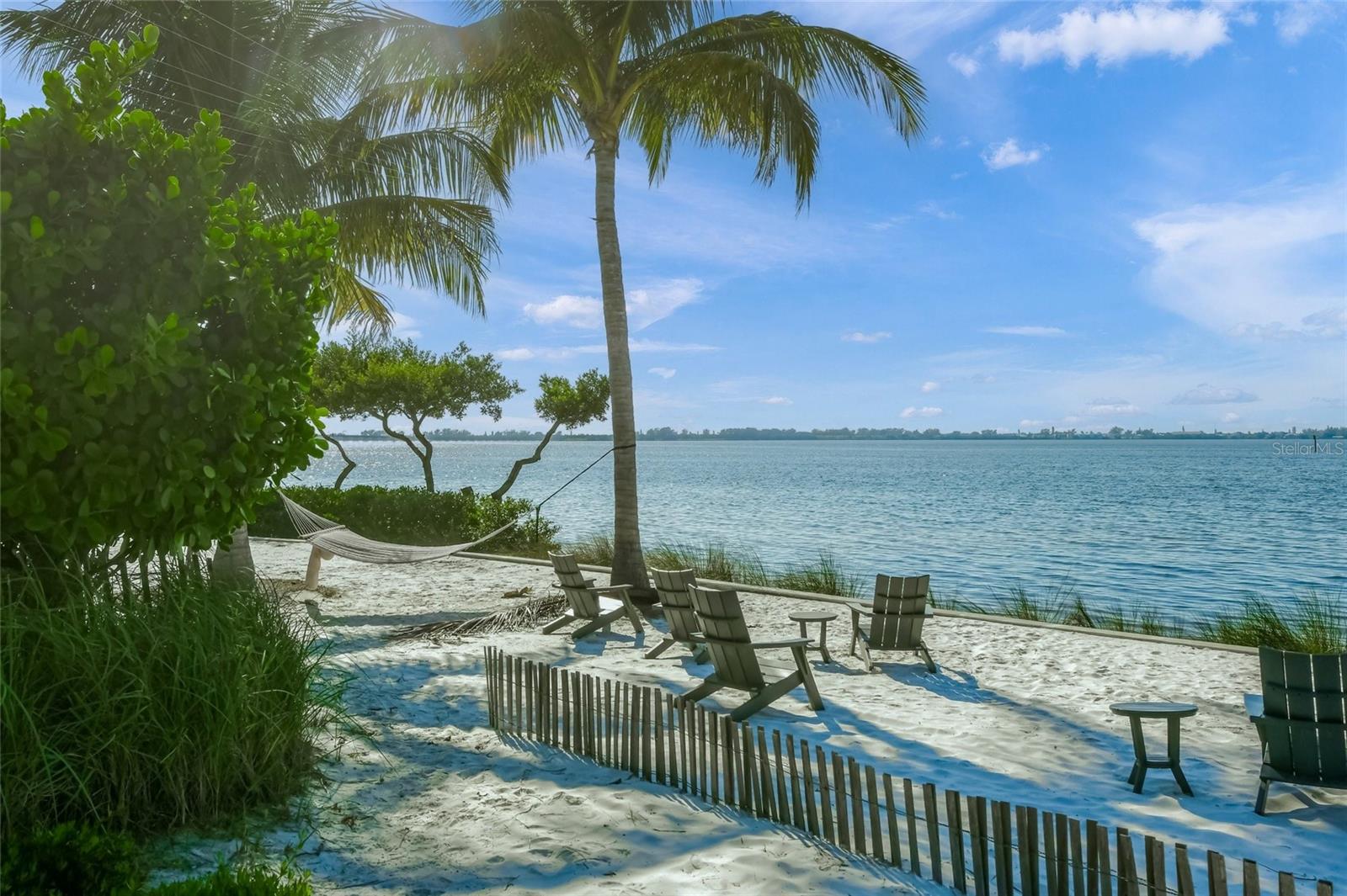 MANGROVE WALK II ON HARBOUR ISLE PH 11&1 - Residential