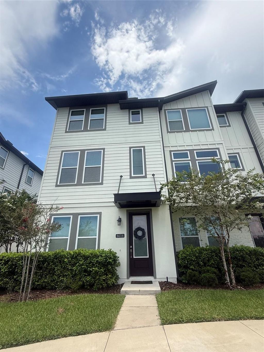 Photo of 8618 Warburg Alley, Orlando, FL 32827 (MLS # O6422499)