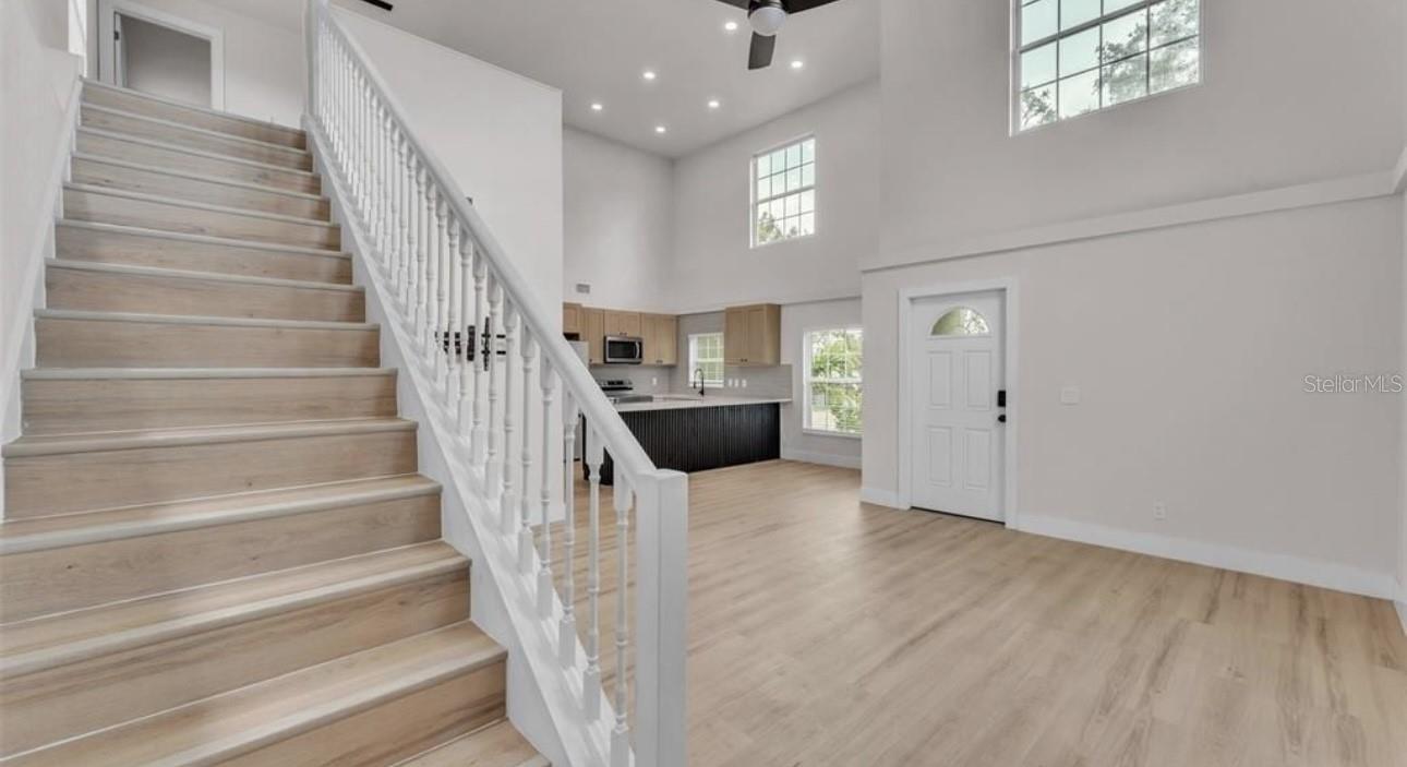 OLD GROVE - Residential Lease