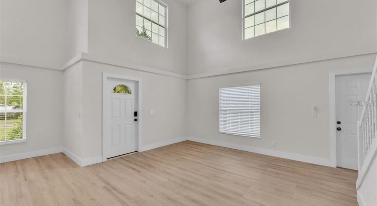 OLD GROVE - Residential Lease