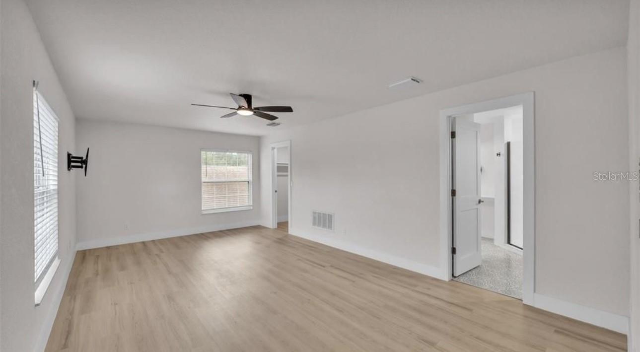 OLD GROVE - Residential Lease