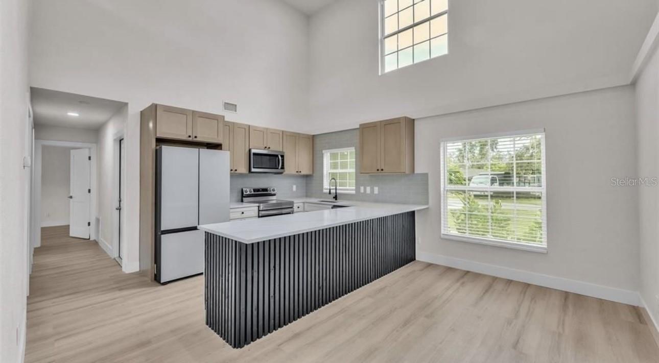 OLD GROVE - Residential Lease