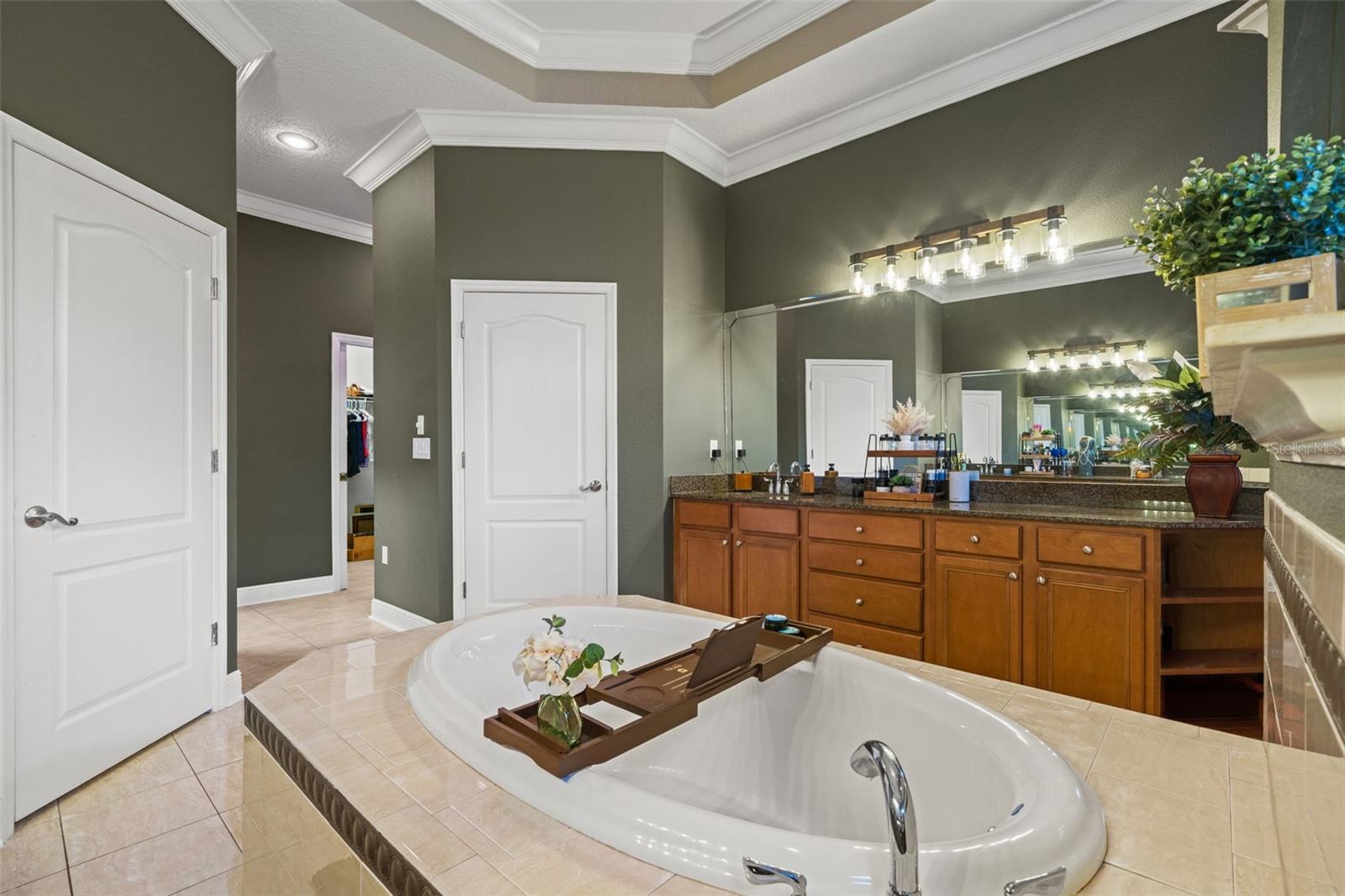 WOODLAND WATERS PH 4 - Residential