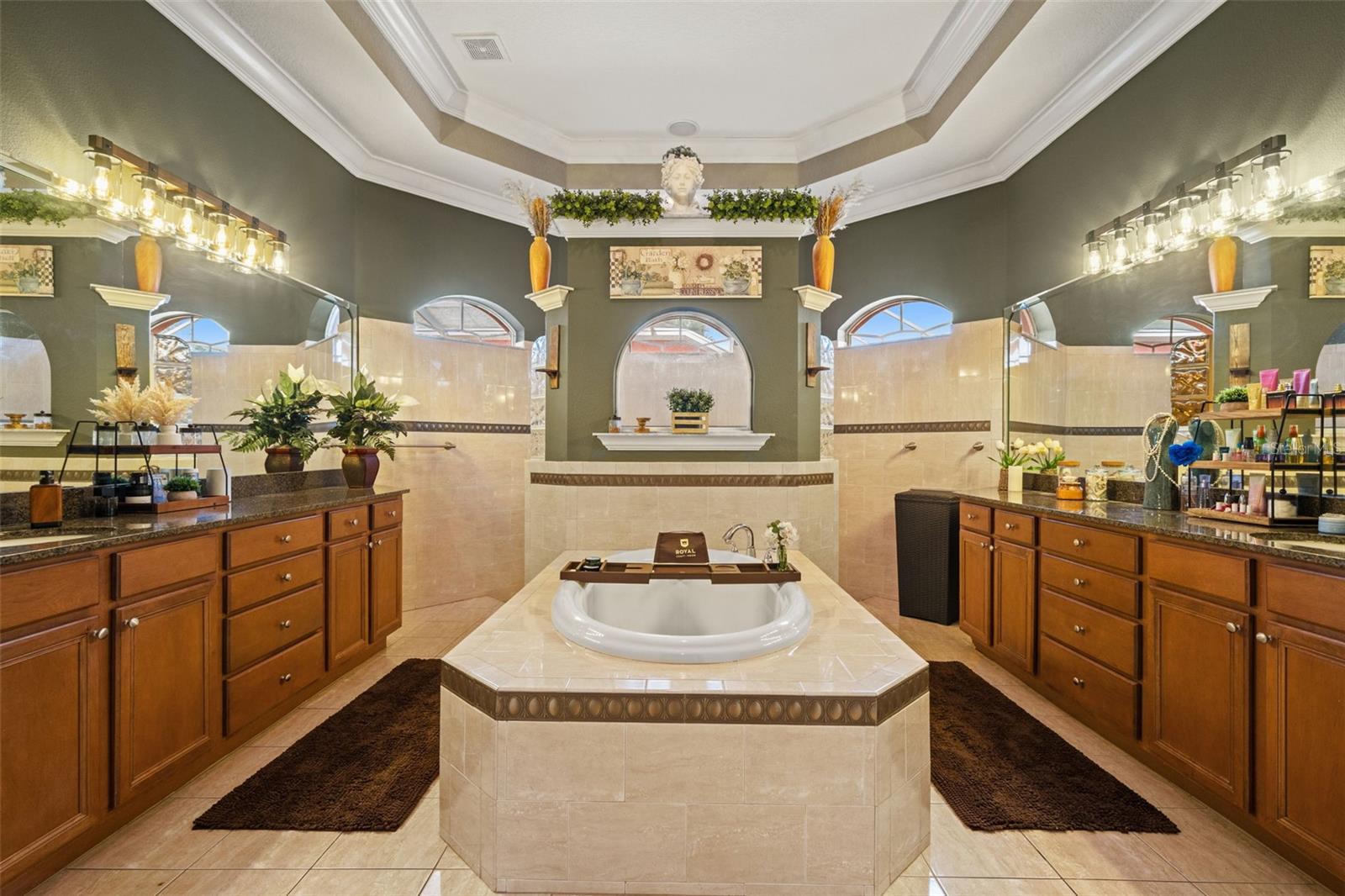 WOODLAND WATERS PH 4 - Residential