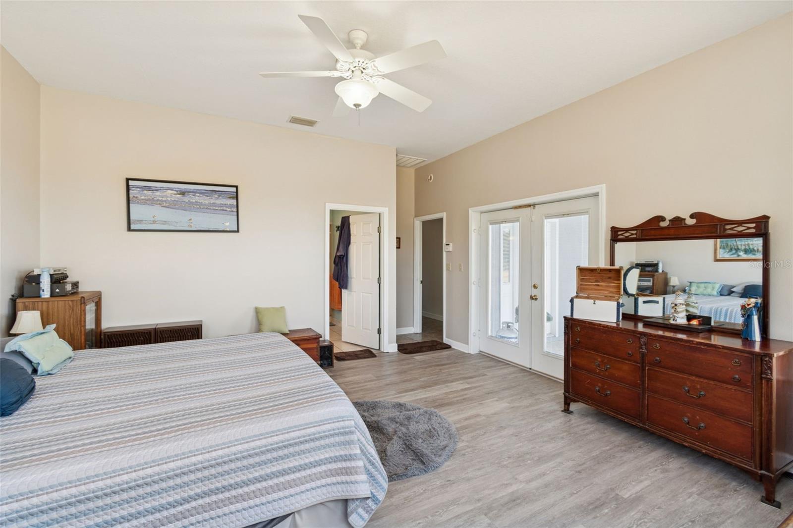 GROVE LAKE ESTATES - Residential