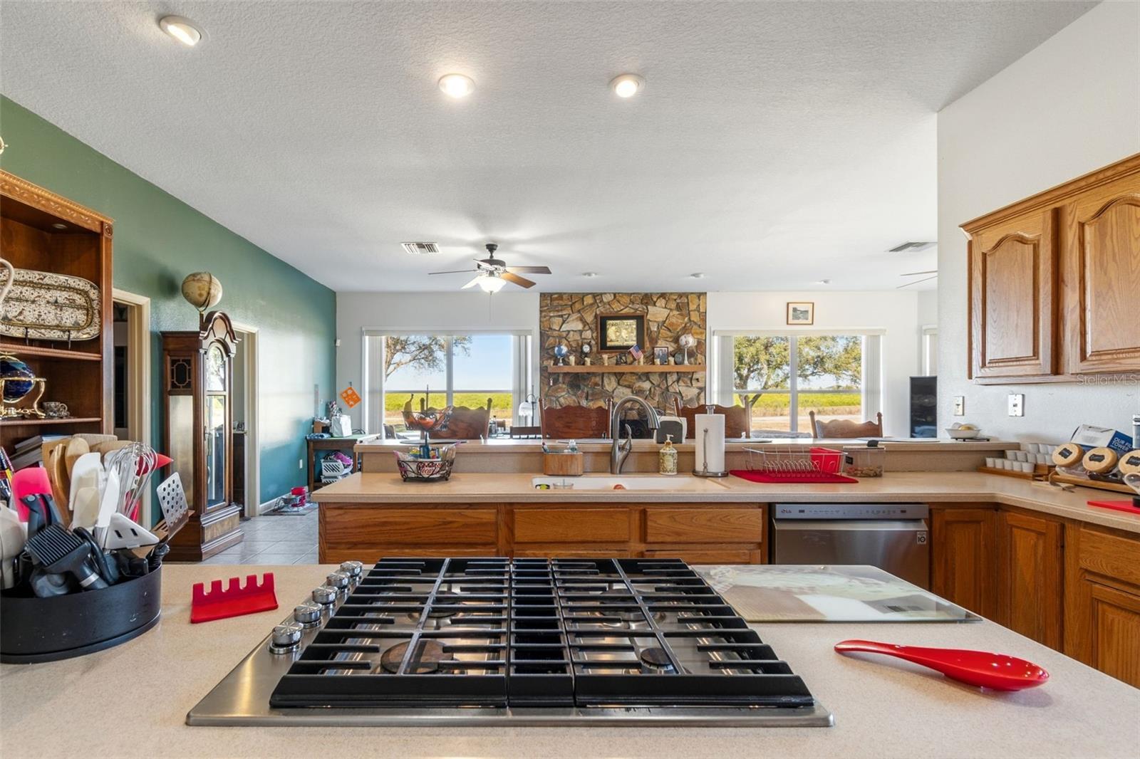 GROVE LAKE ESTATES - Residential