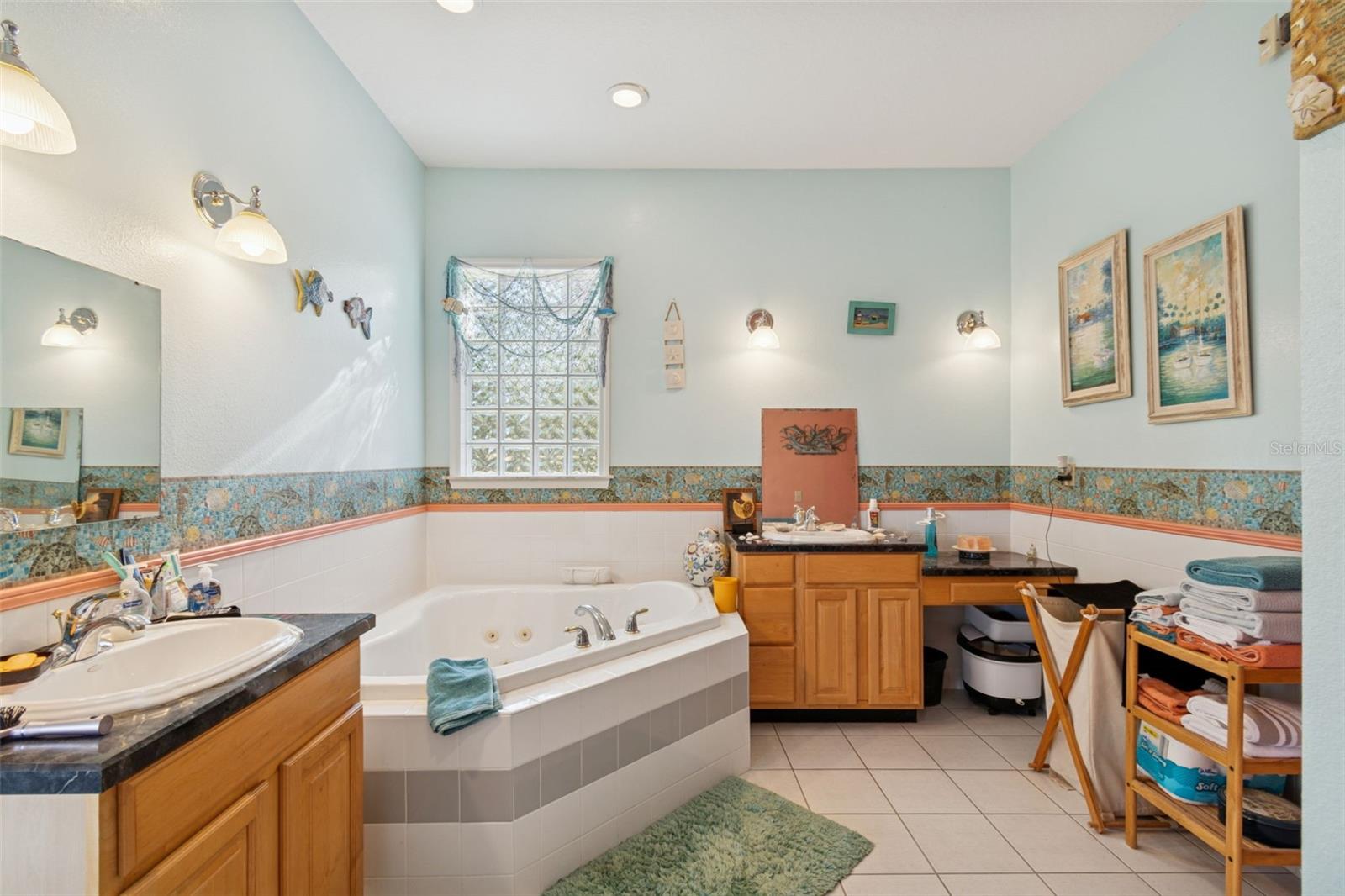 GROVE LAKE ESTATES - Residential